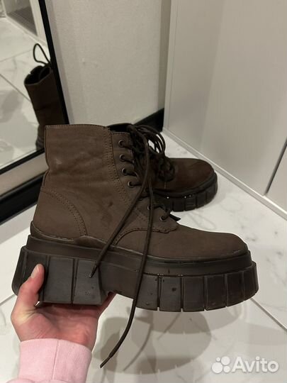 Ботинки женские весенние 39