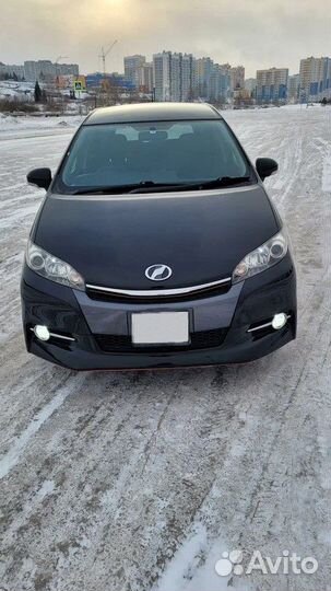Toyota Wish 1.8 CVT, 2014, 92 200 км