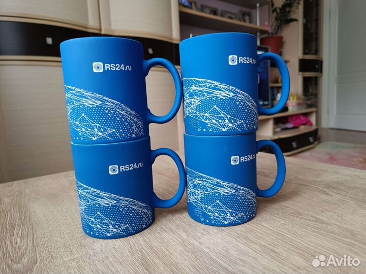Кружка фарфоровая 330 мл новая 5 шт цена за все
