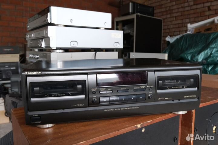 Двухкассетный магнитофон Technics RS-TR272