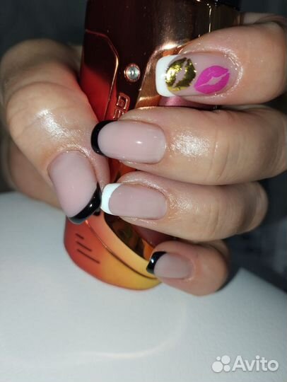 Маникюр, педикюр, шугаринг