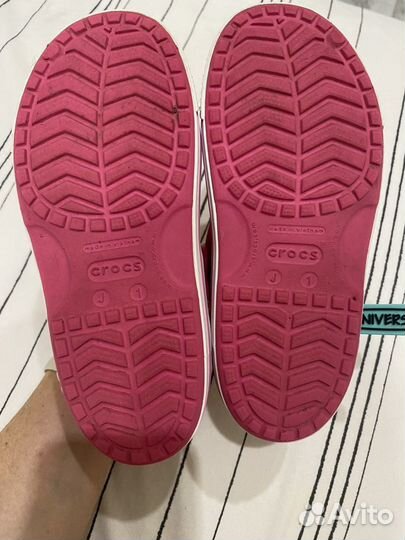 Босоножки Crocs J1 для девочки