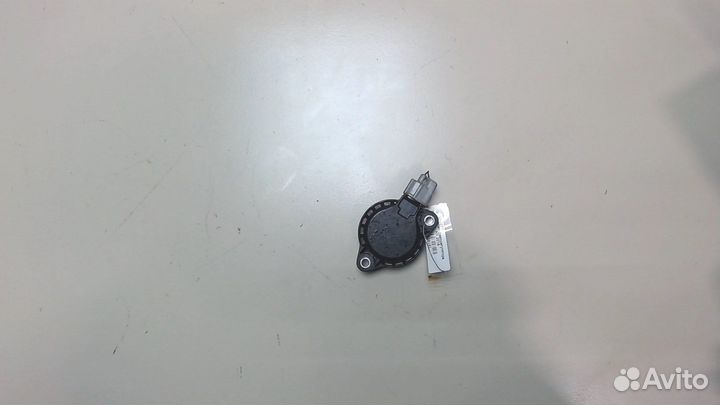 Клапан фазорегулятора Lexus NX, 2016