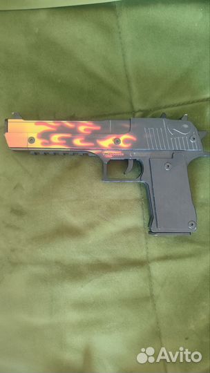 Пистолет деревянный игрушечный