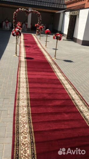 Прокат свадебных декораций,столов,стульев,посуды