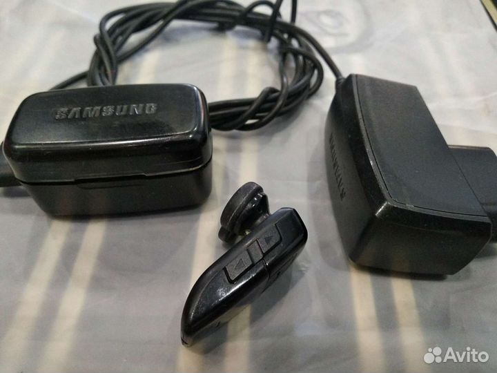 Bluetooth гарнитура