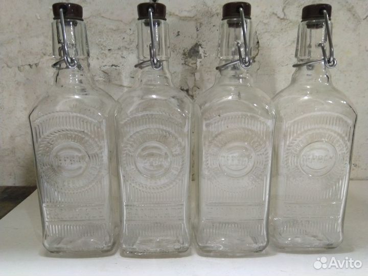 Продам бутылки стеклянные