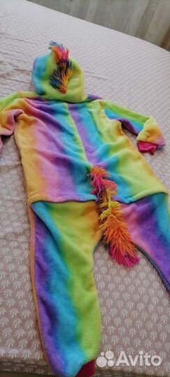 Одежда для девочки пакетом 122-128