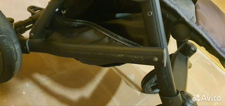 Коляска прогулочная Camarelo cone