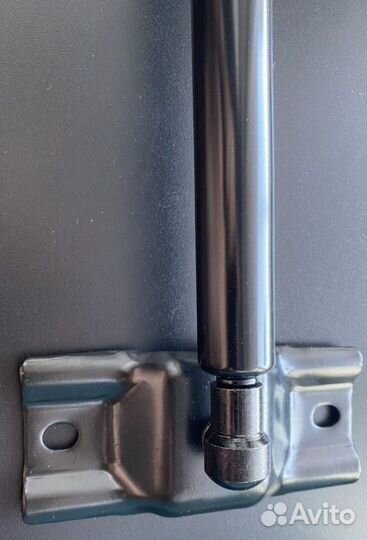 Амортизатор 5 двери со стопором Mitsubishi Pajero