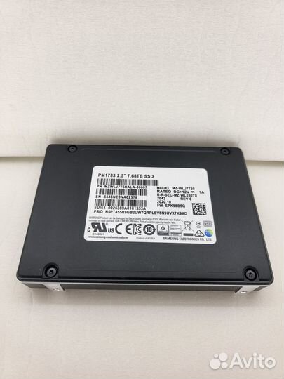 SSD Samsung PM1733 7.68 Тб mzwlj7T6hala-00007