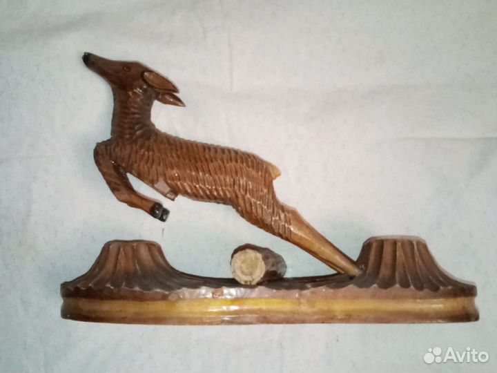 Животные, резьба по дереву