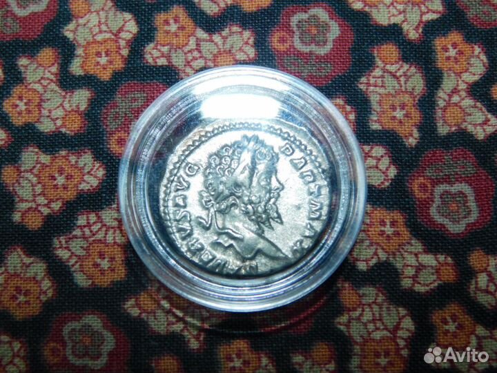 Денарий. Септимий Север. 193-211 г. Серебро