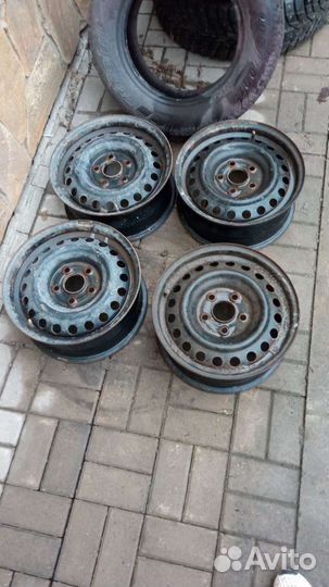 Диски штампованные r15 стальные