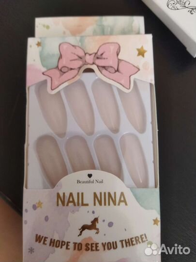 Накладные ногти с клеем