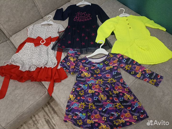 Платья для девочки2-4года