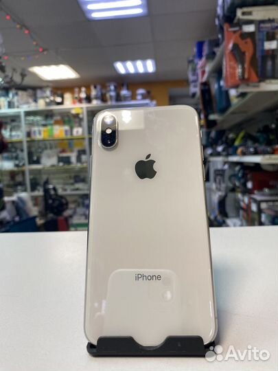 iPhone Xs, 64 ГБ