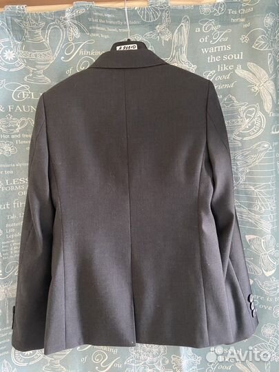 Школьный костюм для мальчика 128 серый