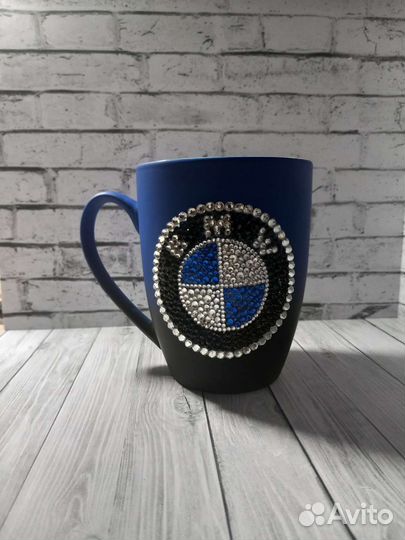 Кружка с декором BMW инкрустация стразами