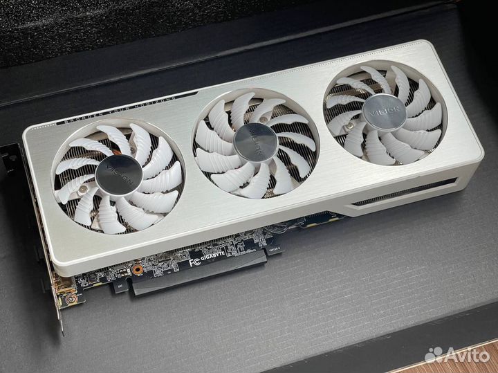 Gigabyte RTX 3060 Ti vision OC 8G Rev 2.0