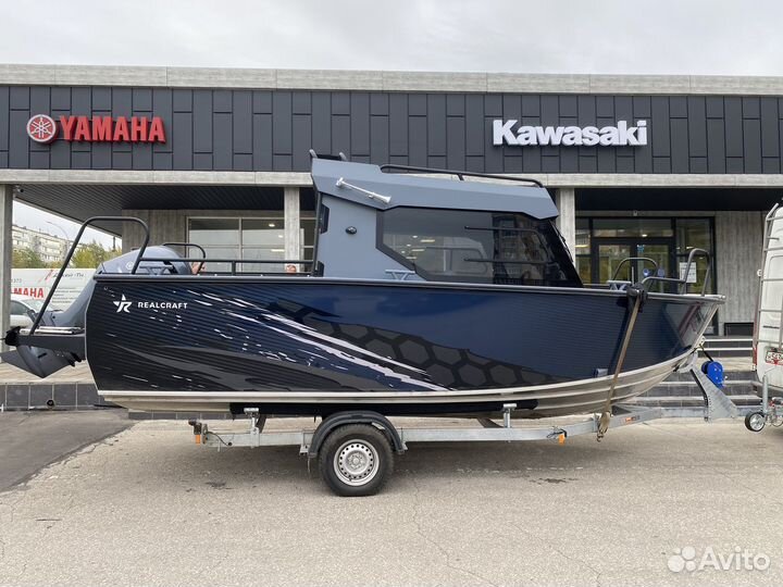 Real Craft 600 Cabin