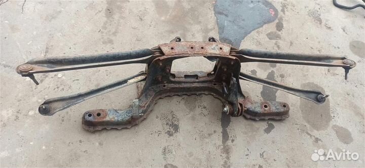 Подрамник задний ford escape