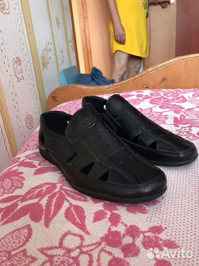 Туфли подростковые и костюм двойка
