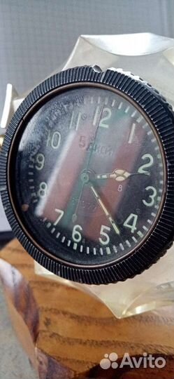 Самолетные часы