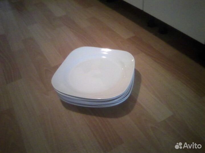 Тарелки 32 на 32 см 6шт