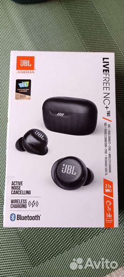 Беспроводные наушники jbl live free NC+