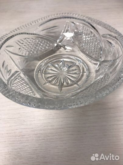 Ваза хрустальная