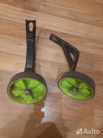 Детский велосипед 16