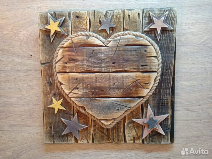 Панно из дерева