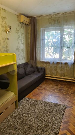 Комната 36 м² в 2-к., 1/5 эт.