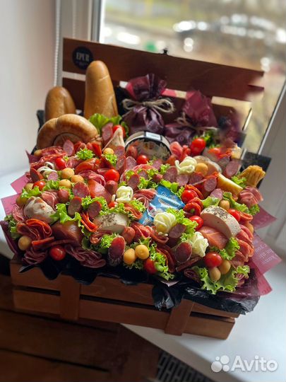 Мужской букет из колбасы