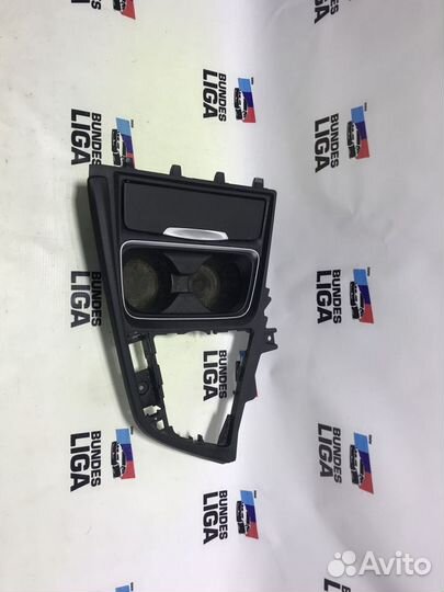 Накладка центральной консоли BMW F30