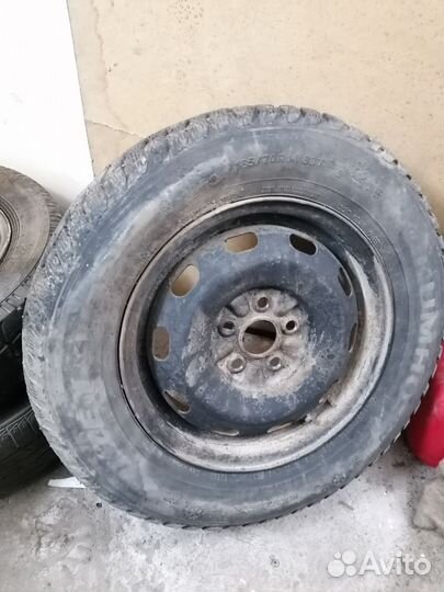 Kumho I'Zen KW22 185/70 R14