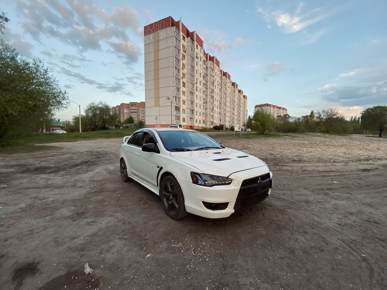 Mitsubishi Lancer: фото владельца
