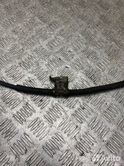 Трос ручного тормоза правый Toyota Camry V30 1mzfe