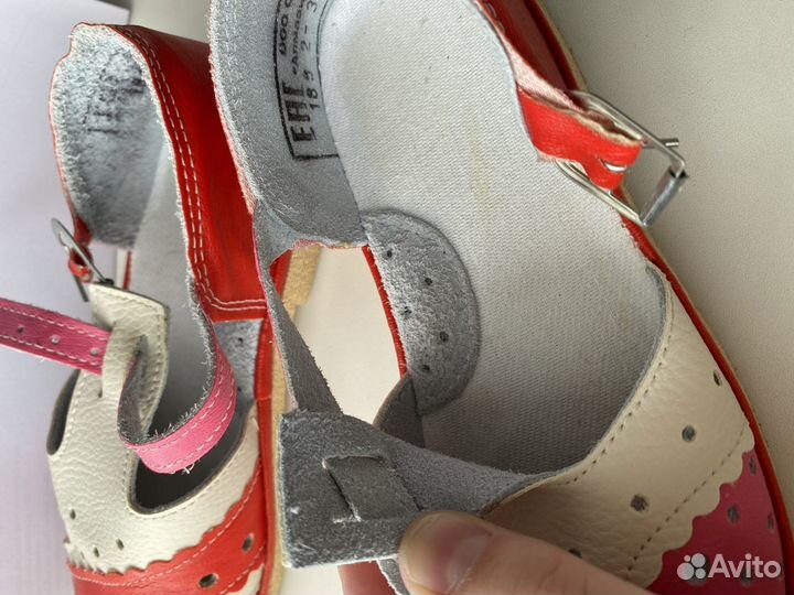 Сандалии для девочки 31