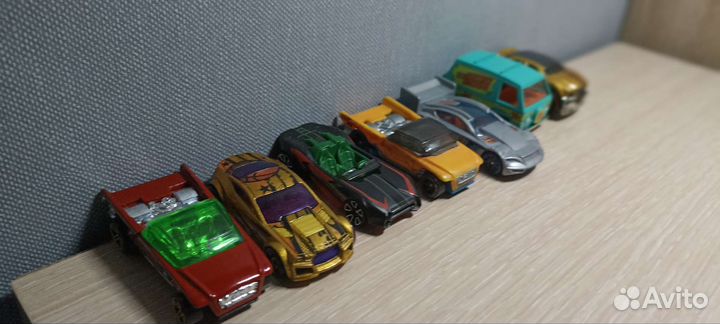 Машинки хотвилс