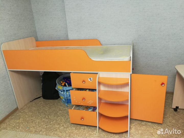 Продам детскую кровать