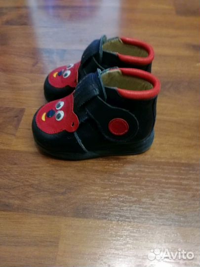 Кожаные ботинки