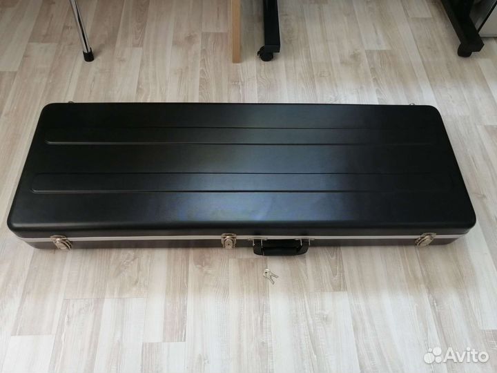 Кейс для электрогитары