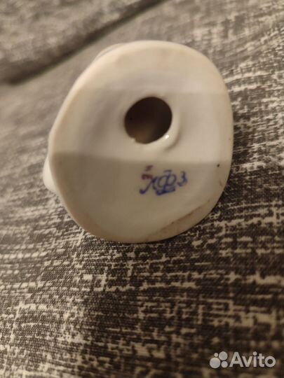 Фигурка мальчик с виноградом