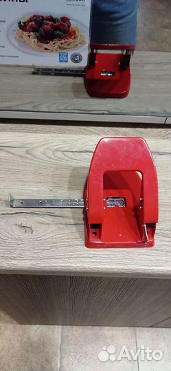 Дырокол для бумаги