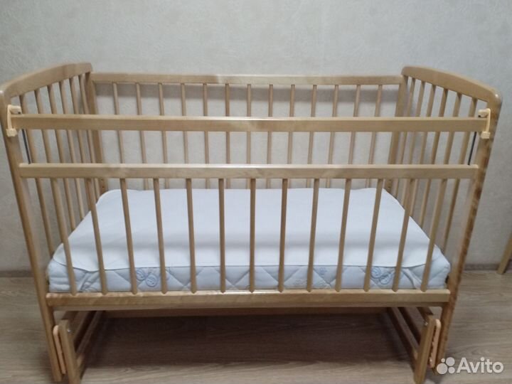 Детская кроватка б/у