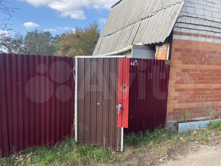 Дача 20 м² на участке 5 сот.