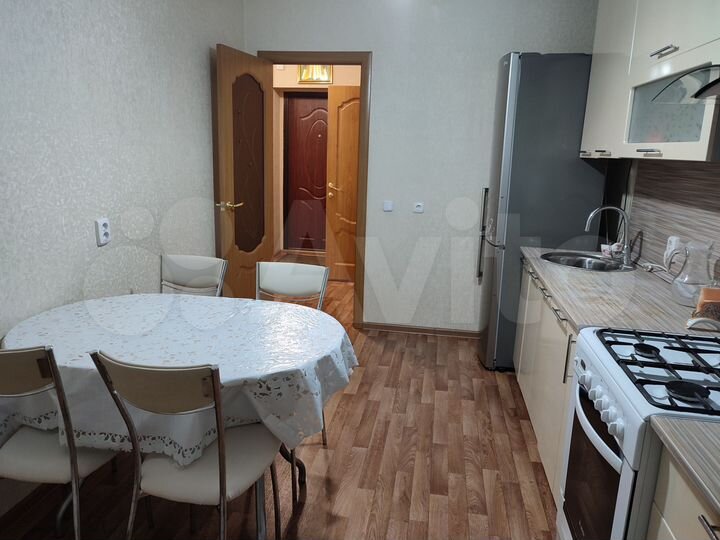 1-к. квартира, 38 м², 4/10 эт.