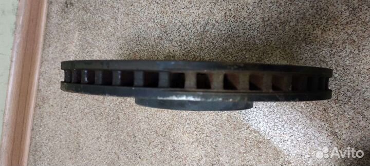 Тормозной диск передний Kia Sorento MQ4 3.5